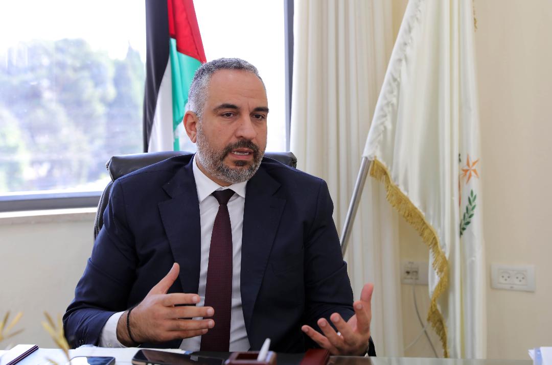 رئيس بلدية بيت لحم ماهر قنواتي/ تصوير: أحمد مزهر